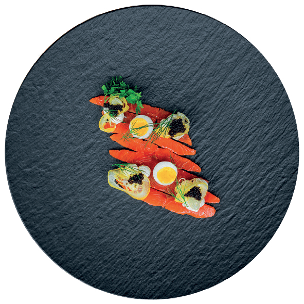 2Uzený losos, křepelčí vejce, citrónový confit, crème fraîche (3, 4, 7) 169 Kč Uzený losos, křepelčí vejce, citrónový confit, crème fraîche (3, 4, 7) 169 Kč